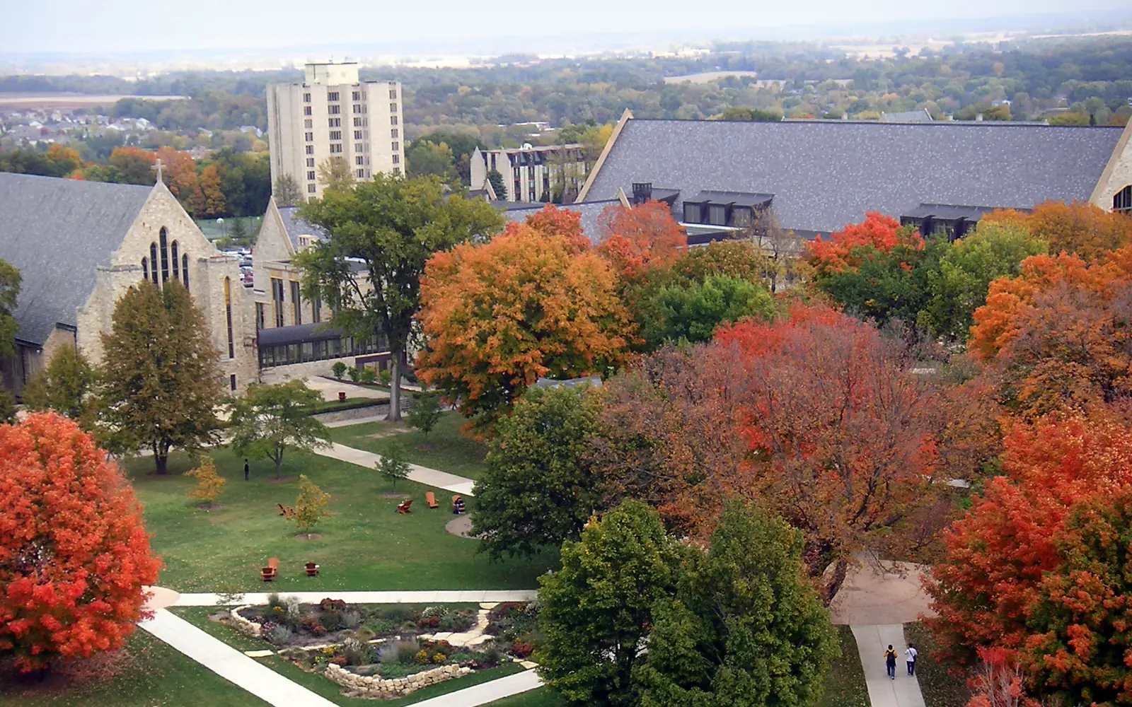 Осенний кампус St. Olaf College в Нортфилде, Миннесота